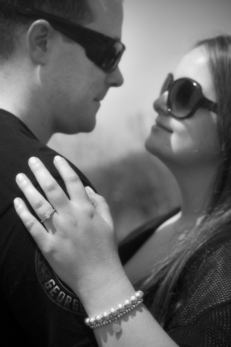 ringfocuslookBW